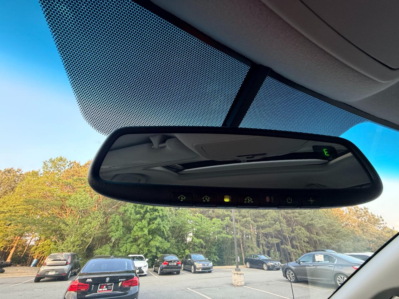 Toyota Sienna XLE 8-Pass V6 2011