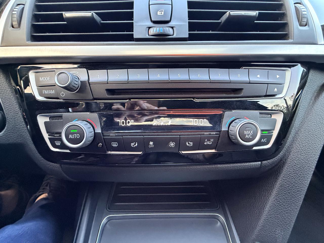 BMW 3-Series 330i SULEV Sedan 2017