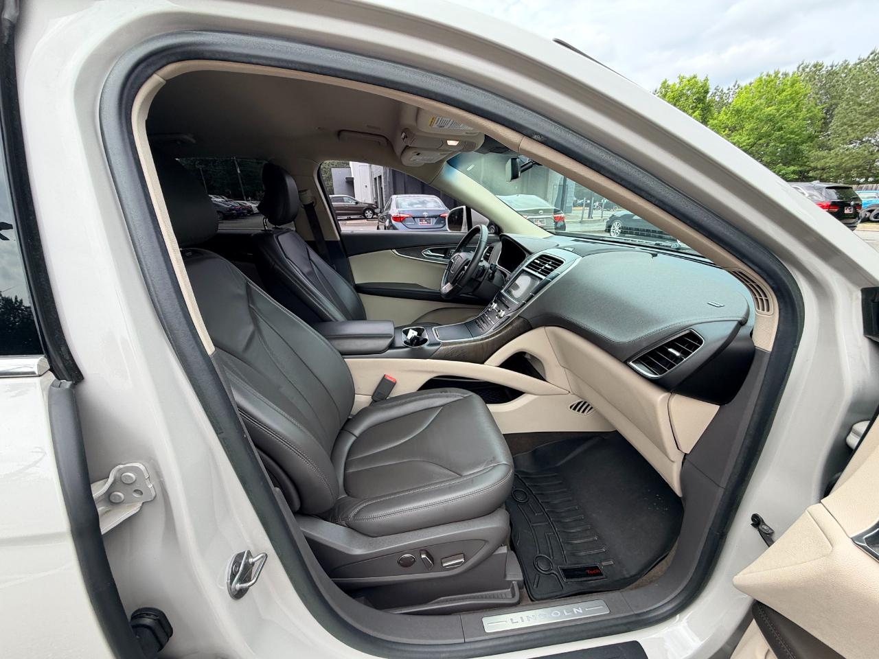 Lincoln Nautilus Select 2019