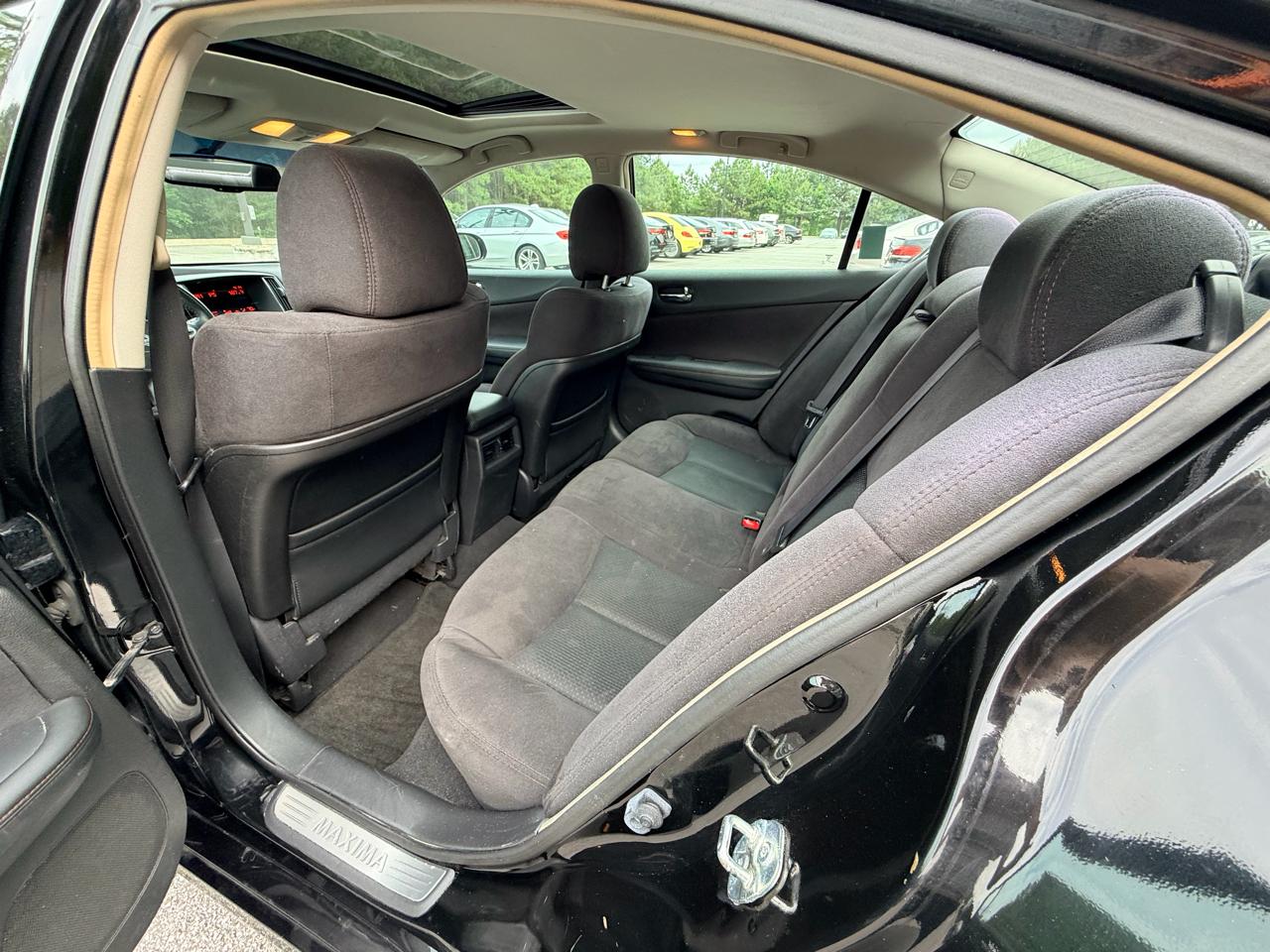 Nissan Maxima S 2014