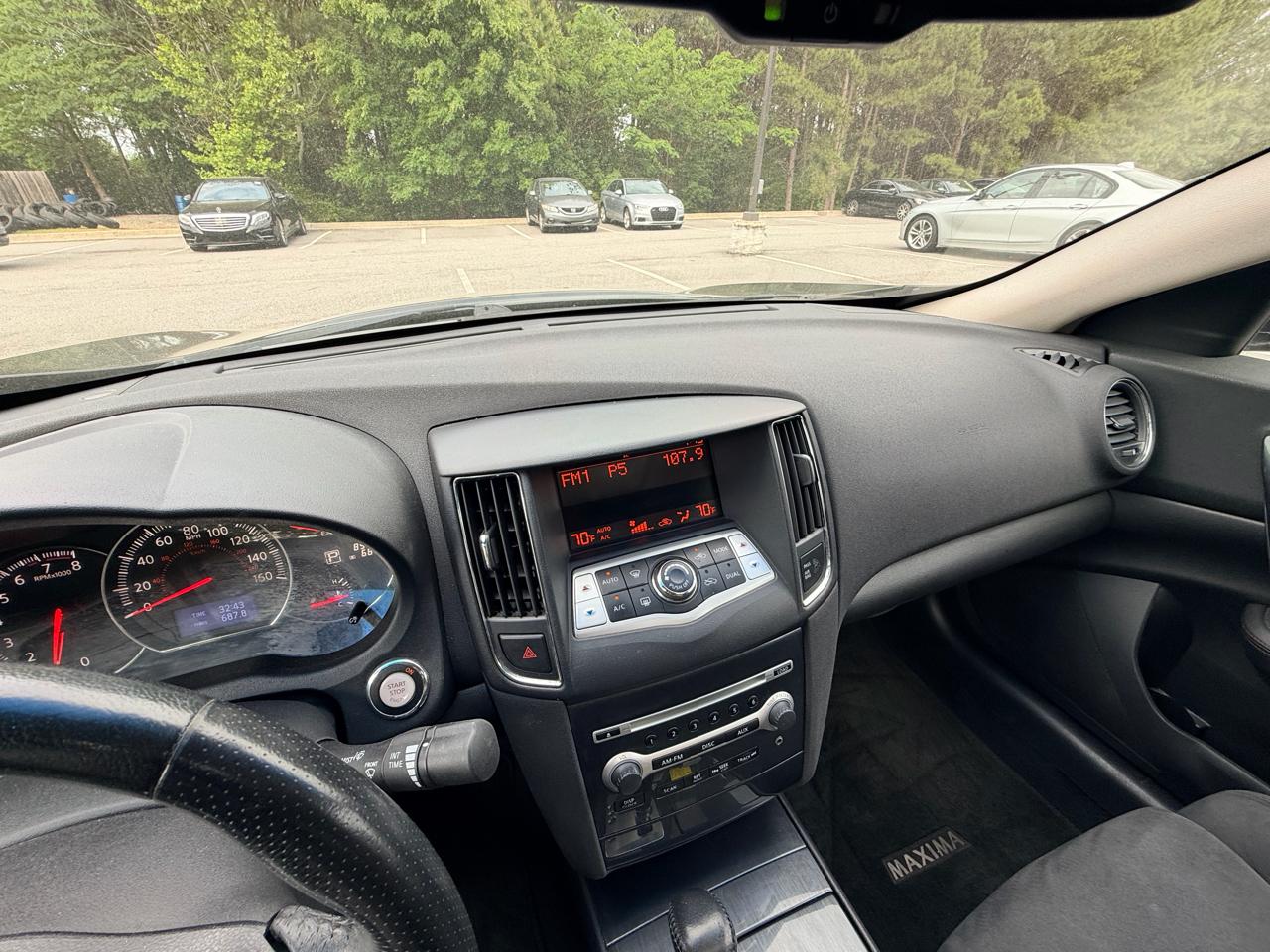 Nissan Maxima S 2014