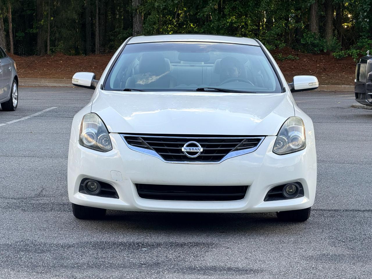 Nissan Altima 2.5 S Coupe 2012