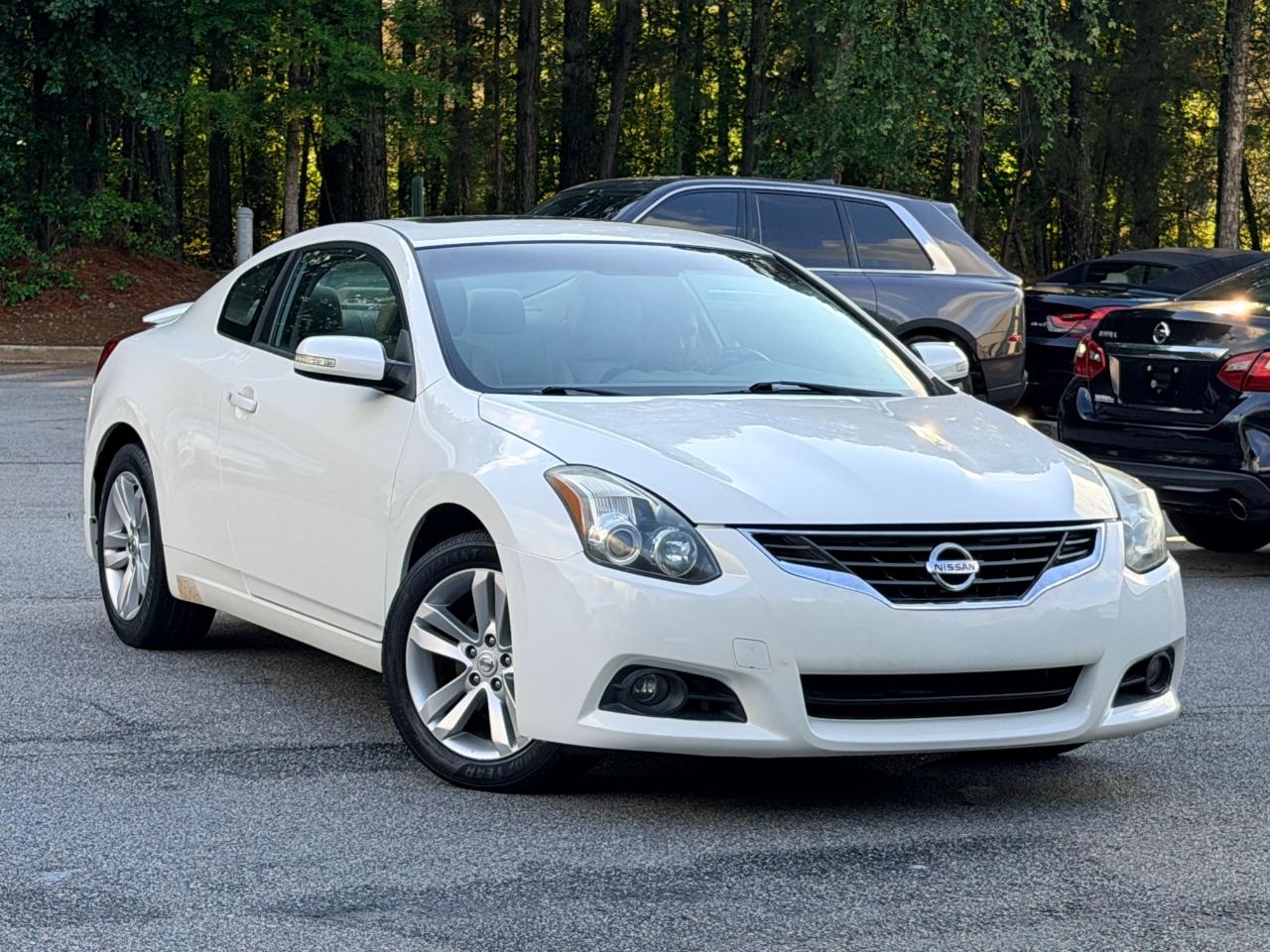 Nissan Altima 2.5 S Coupe 2012