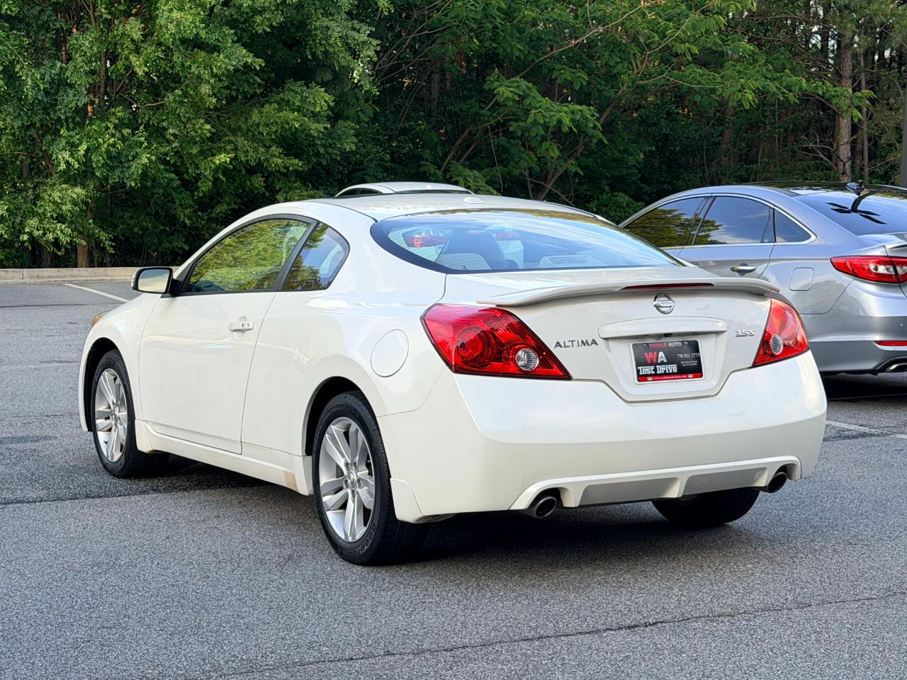 Nissan Altima 2.5 S Coupe 2012