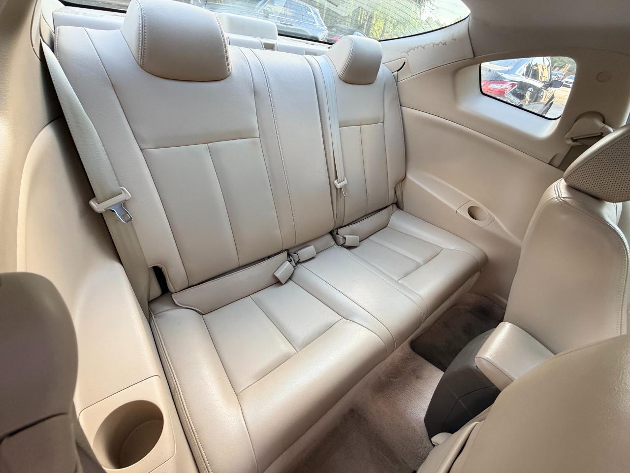 Nissan Altima 2.5 S Coupe 2012