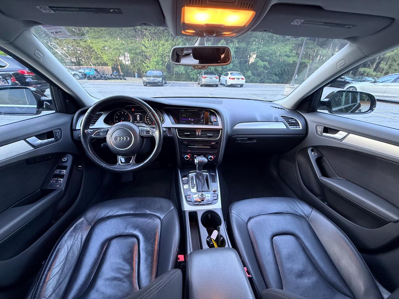 Audi A4 2.0T Sedan quattro Tiptronic 2015