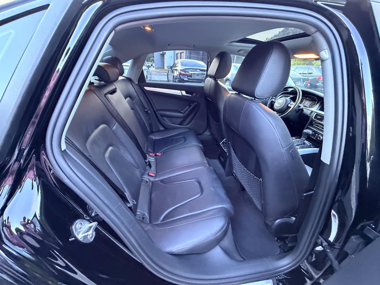 Audi A4 2.0T Sedan quattro Tiptronic 2015