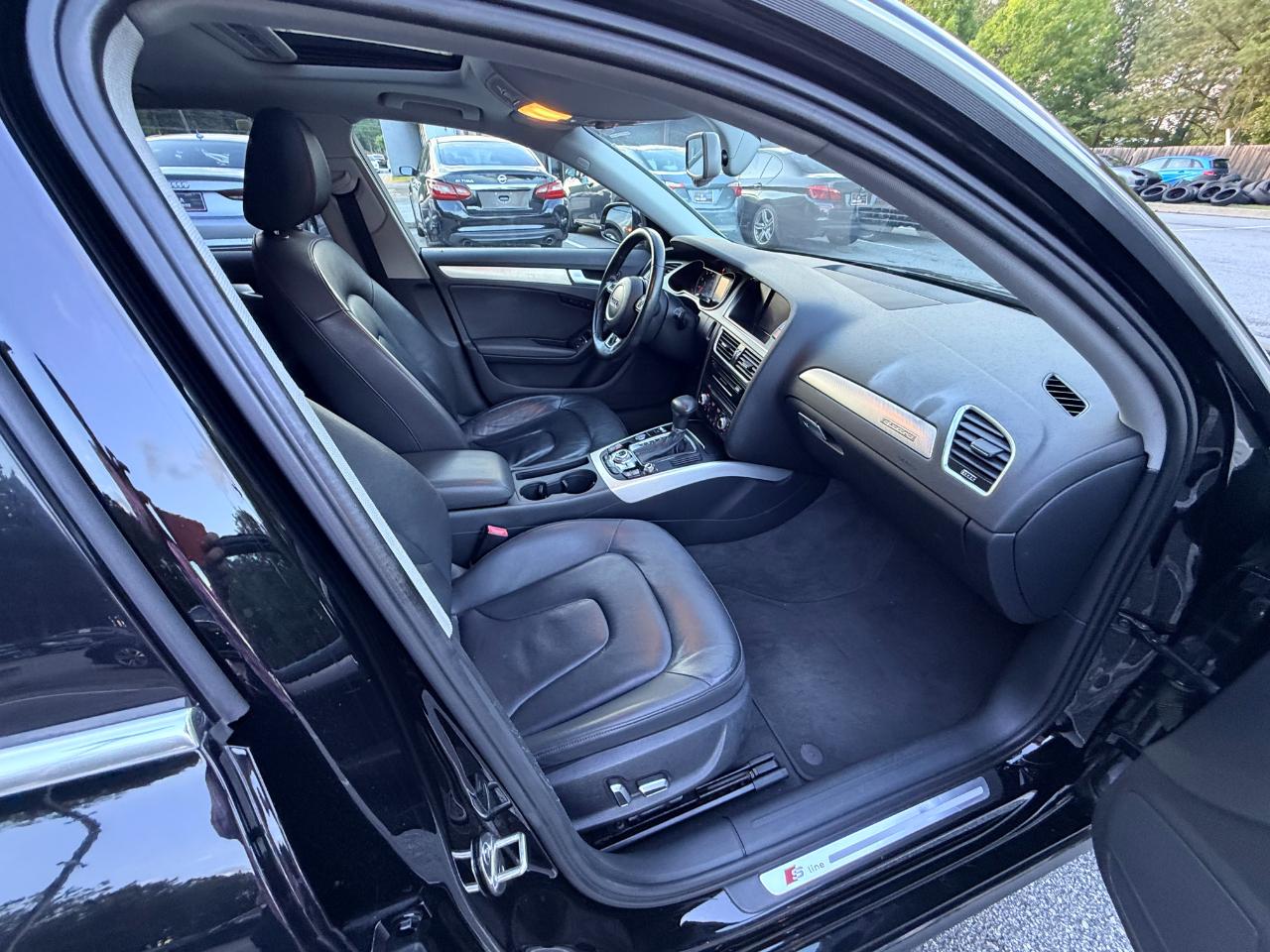 Audi A4 2.0T Sedan quattro Tiptronic 2015