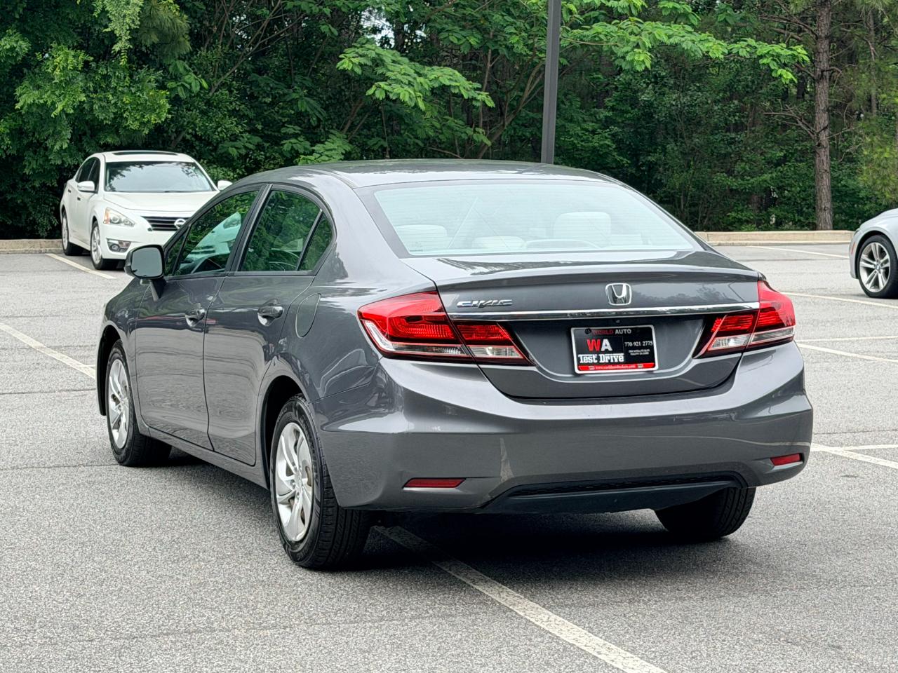 Honda Civic LX Sedan 5-Speed AT 2013