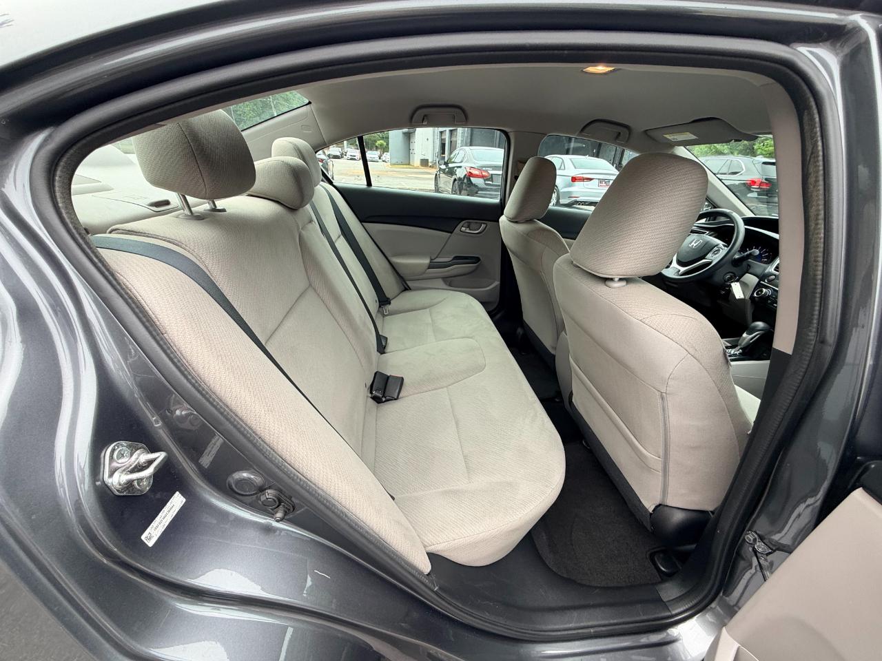 Honda Civic LX Sedan 5-Speed AT 2013
