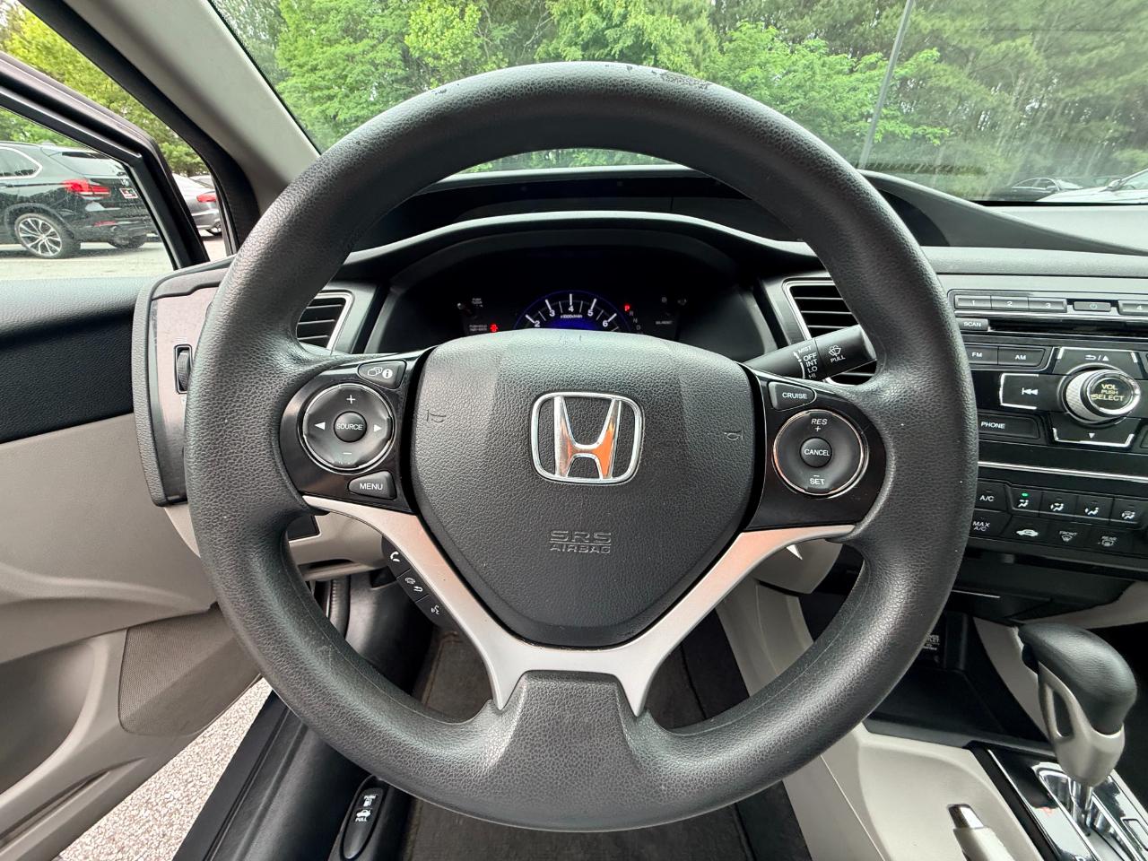 Honda Civic LX Sedan 5-Speed AT 2013