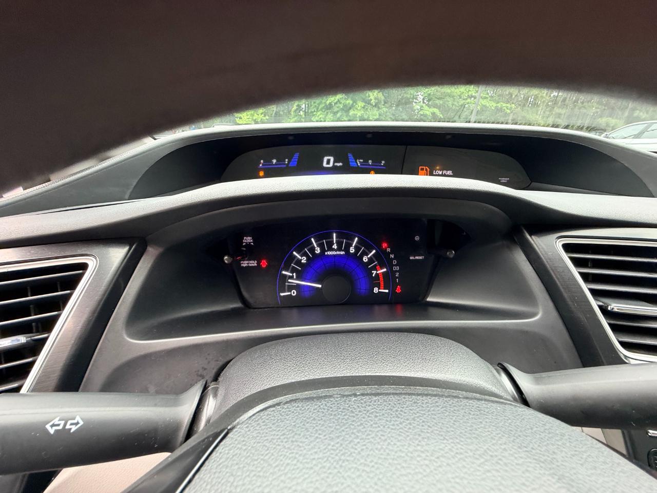 Honda Civic LX Sedan 5-Speed AT 2013