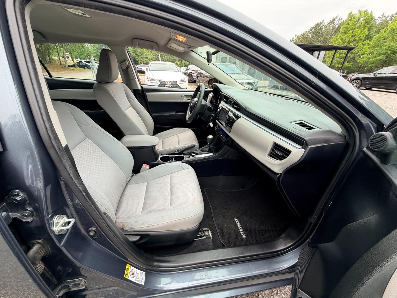 Toyota Corolla LE CVT 2014