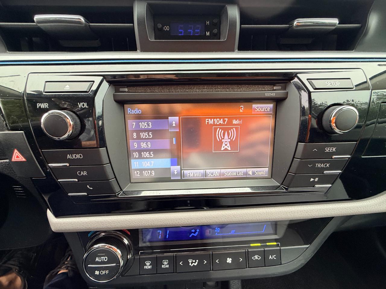 Toyota Corolla LE CVT 2014