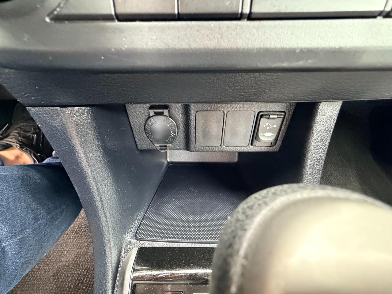 Toyota Corolla LE CVT 2014