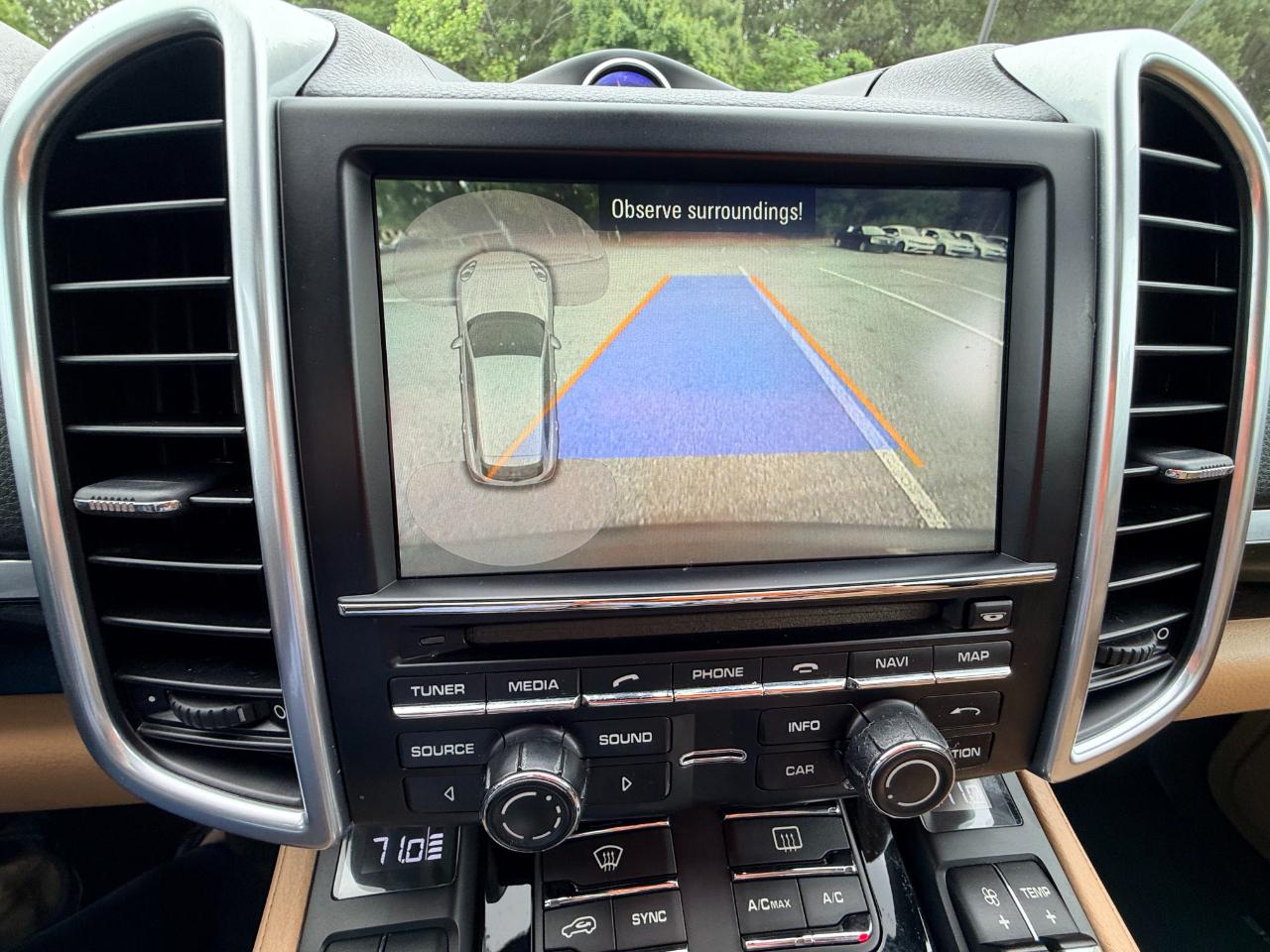 Porsche Cayenne Base 2016