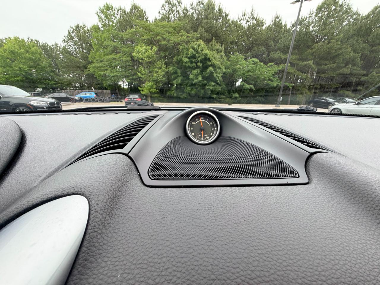Porsche Cayenne Base 2016