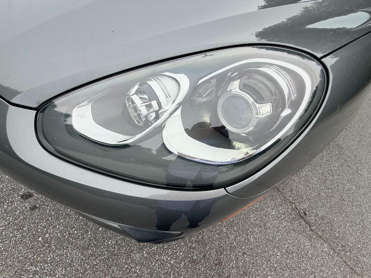 Porsche Cayenne Base 2016