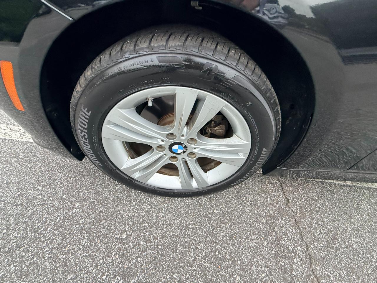 BMW 3-Series 330i SULEV Sedan 2017