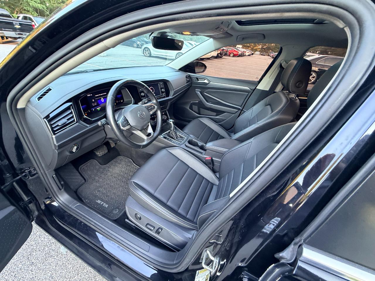 Volkswagen Jetta SE 2022