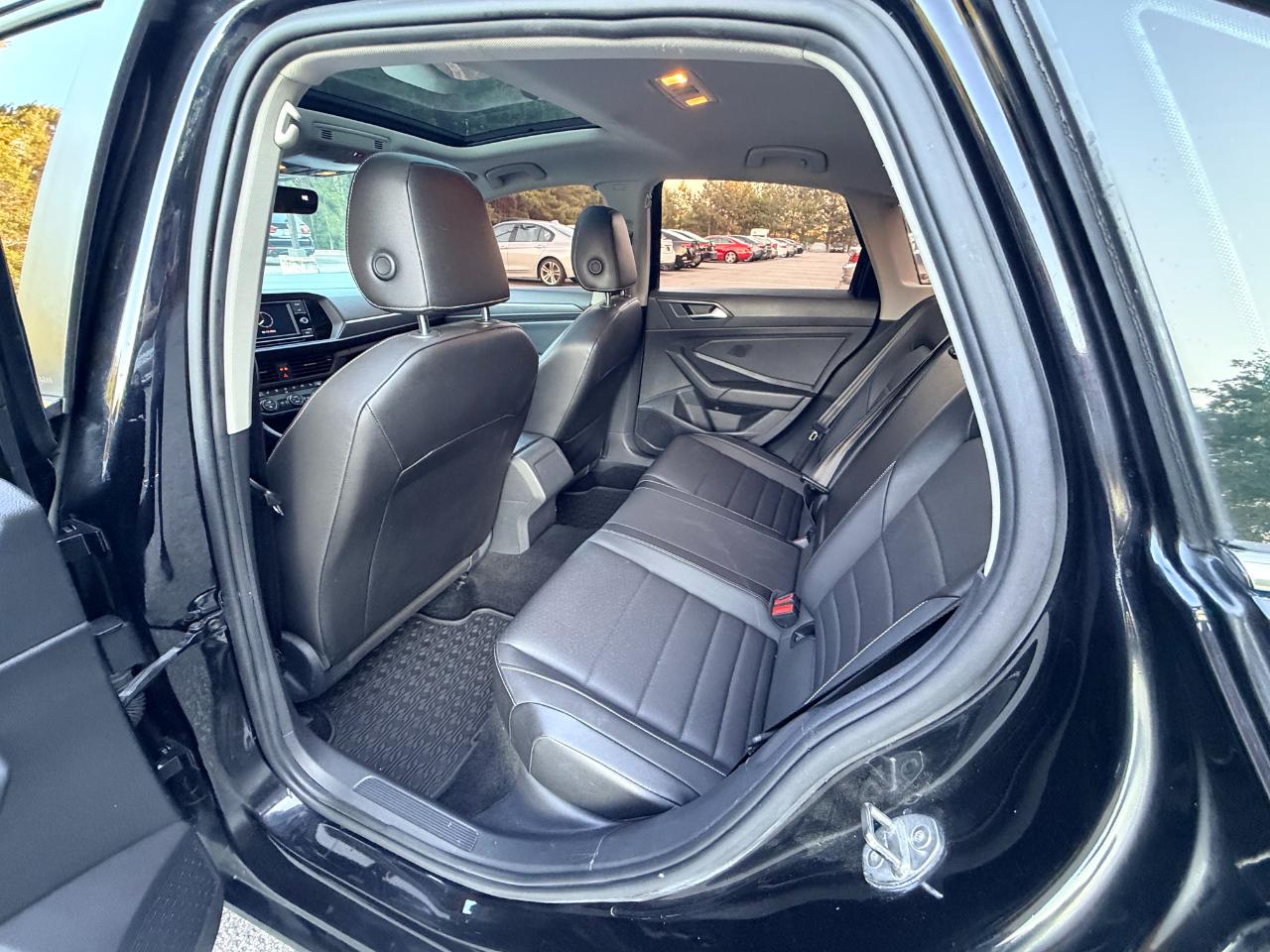 Volkswagen Jetta SE 2022