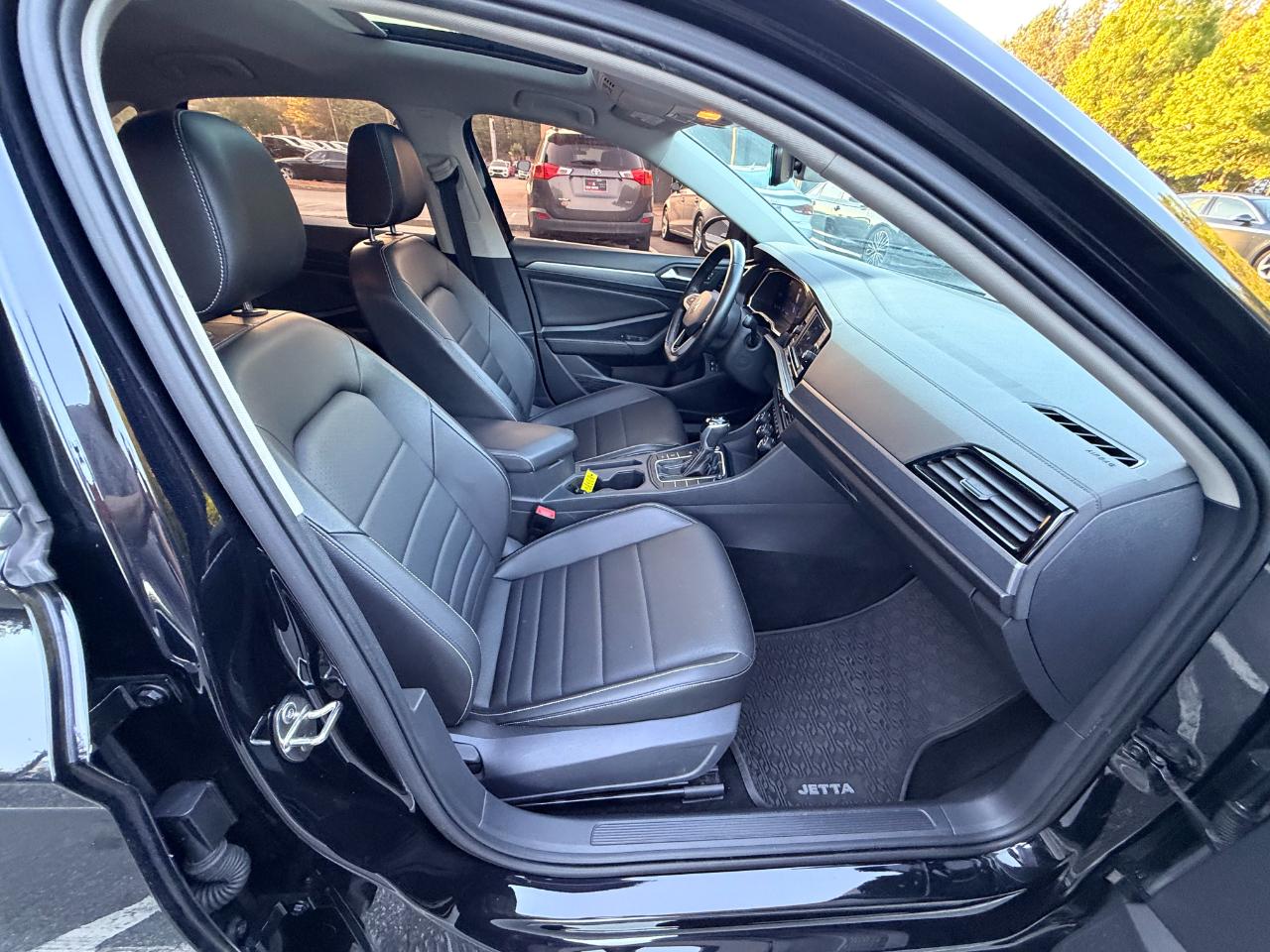 Volkswagen Jetta SE 2022