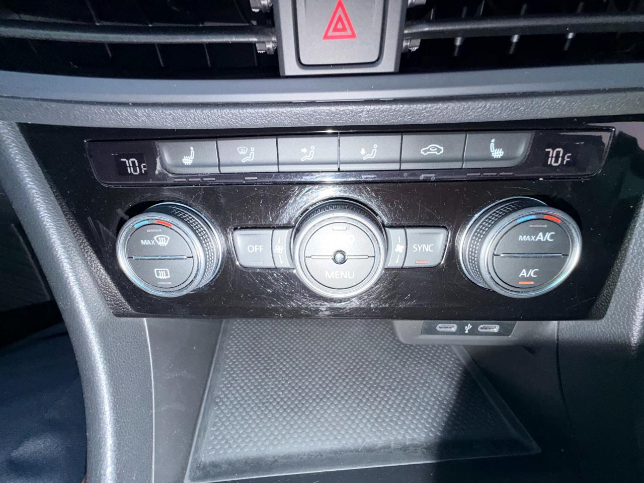 Volkswagen Jetta SE 2022