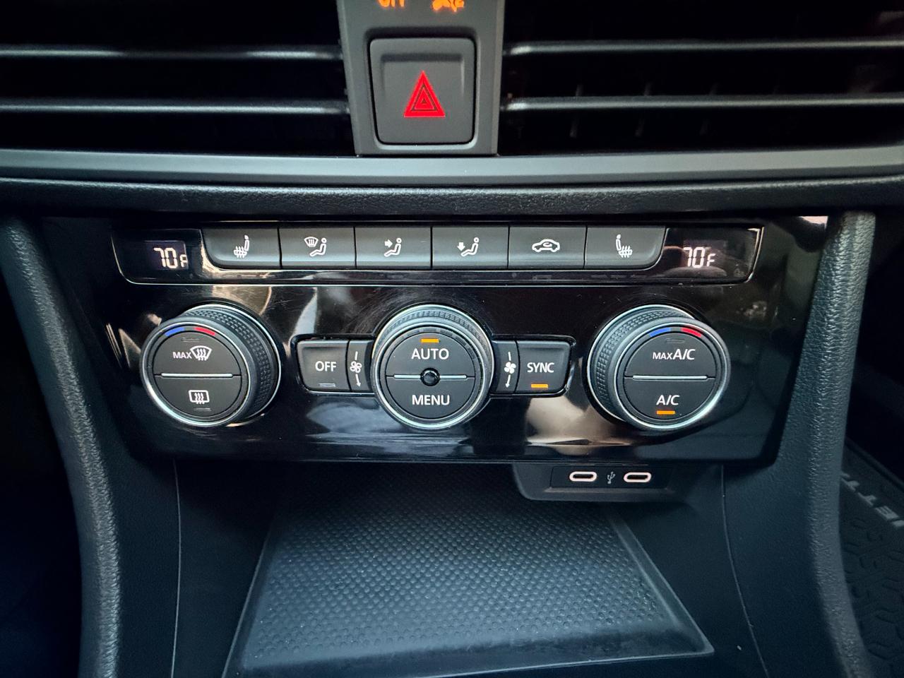 Volkswagen Jetta SE 2022