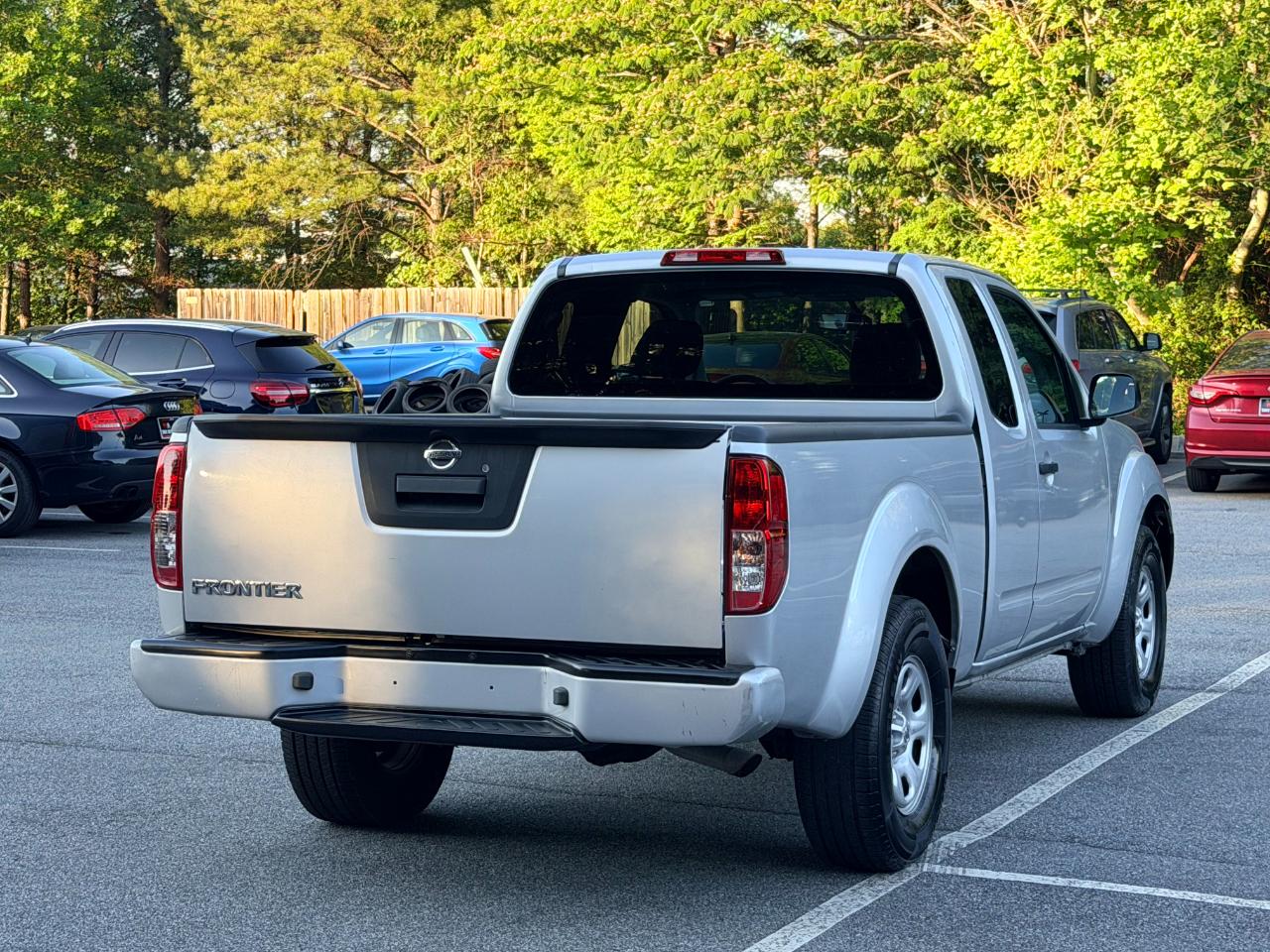 Nissan Frontier S King Cab 2WD 2021