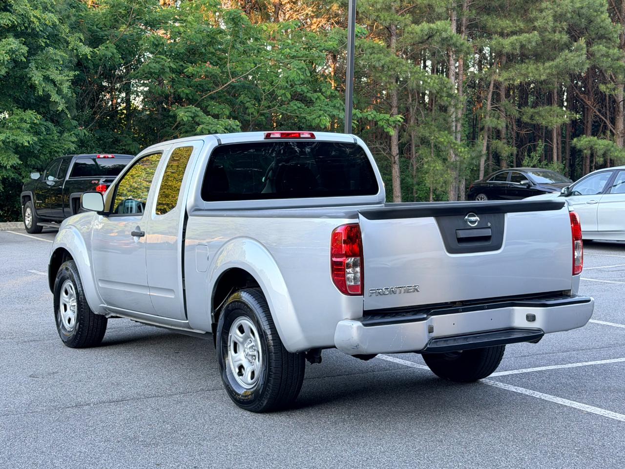 Nissan Frontier S King Cab 2WD 2021
