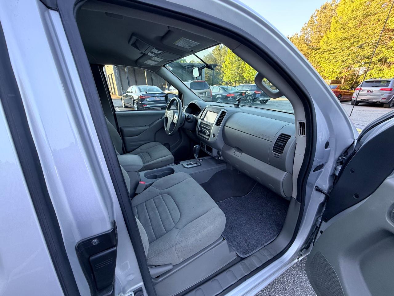 Nissan Frontier S King Cab 2WD 2021