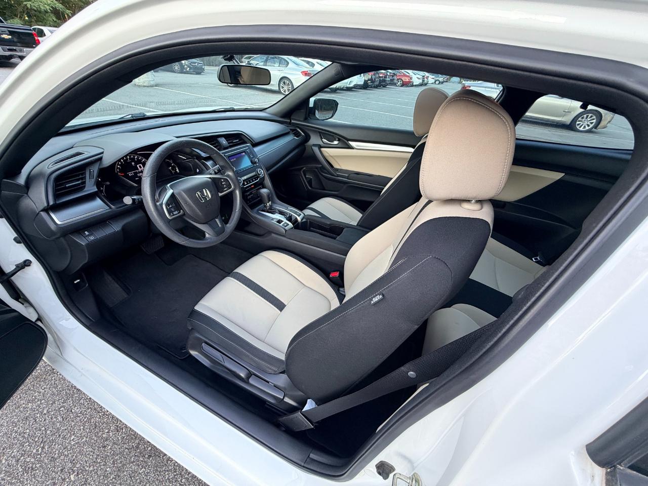 Honda Civic LX-P Coupe CVT 2017