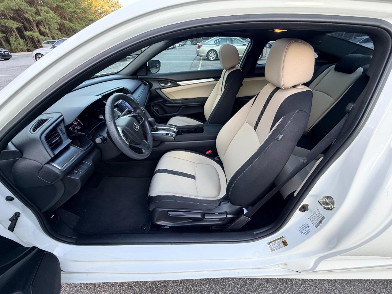 Honda Civic LX-P Coupe CVT 2017