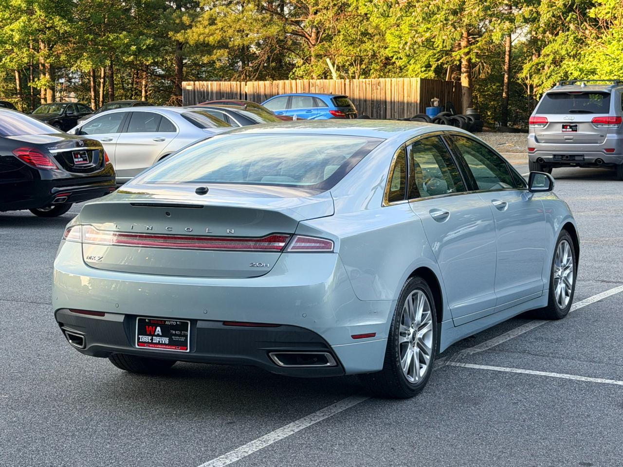 Lincoln MKZ Hybrid Sedan 2014