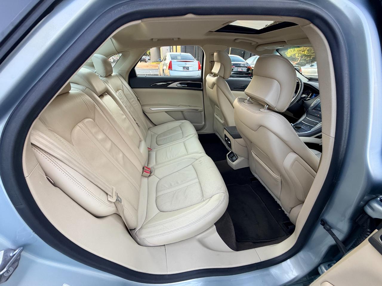 Lincoln MKZ Hybrid Sedan 2014