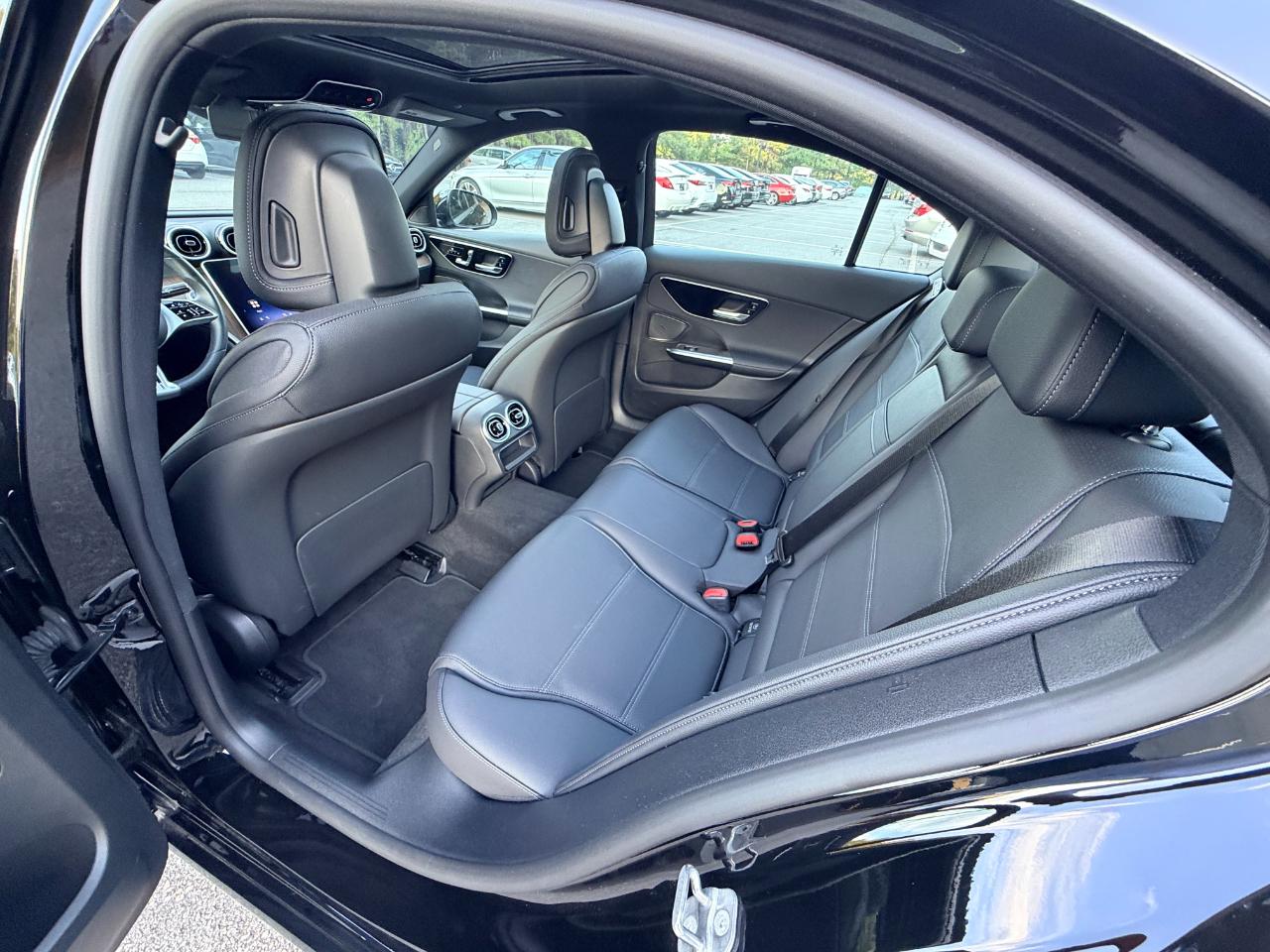 Mercedes-Benz C-Class C300 Sedan 2025