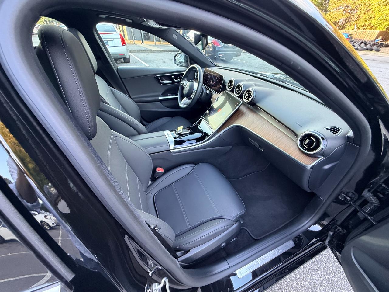Mercedes-Benz C-Class C300 Sedan 2025