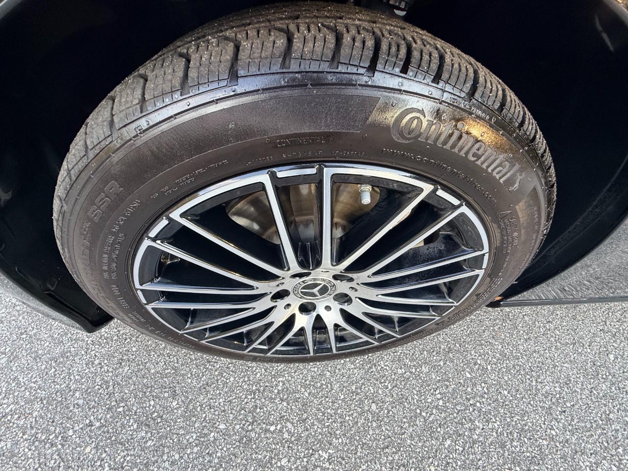 Mercedes-Benz C-Class C300 Sedan 2025