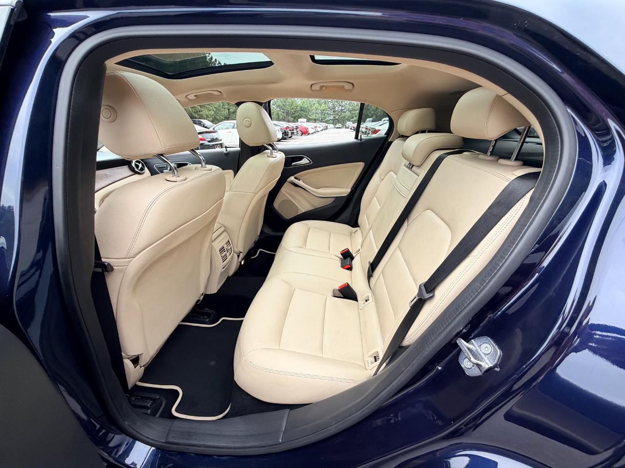 Mercedes-Benz GLA-Class GLA250 2019