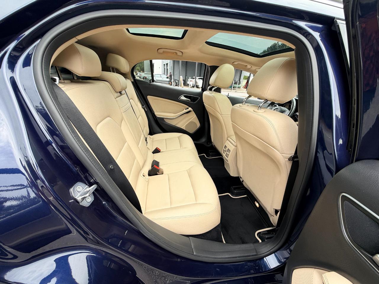 Mercedes-Benz GLA-Class GLA250 2019