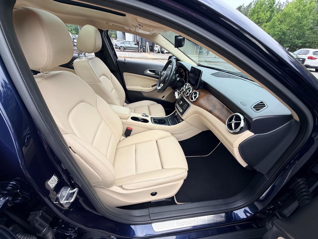 Mercedes-Benz GLA-Class GLA250 2019