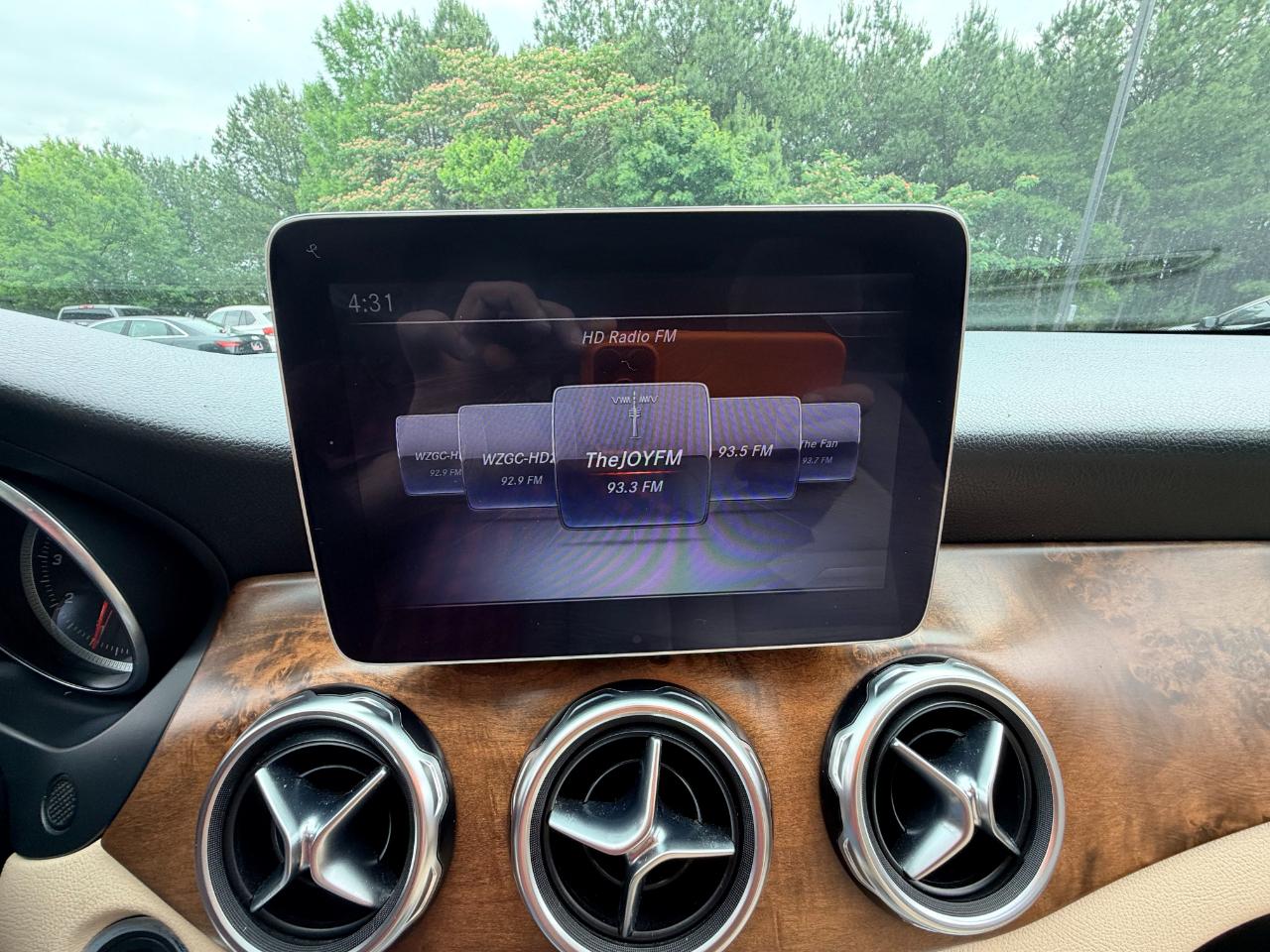 Mercedes-Benz GLA-Class GLA250 2019
