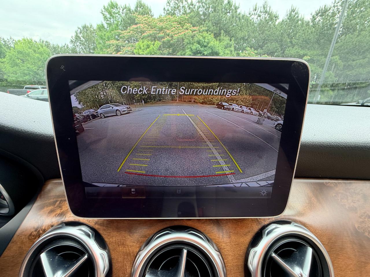 Mercedes-Benz GLA-Class GLA250 2019