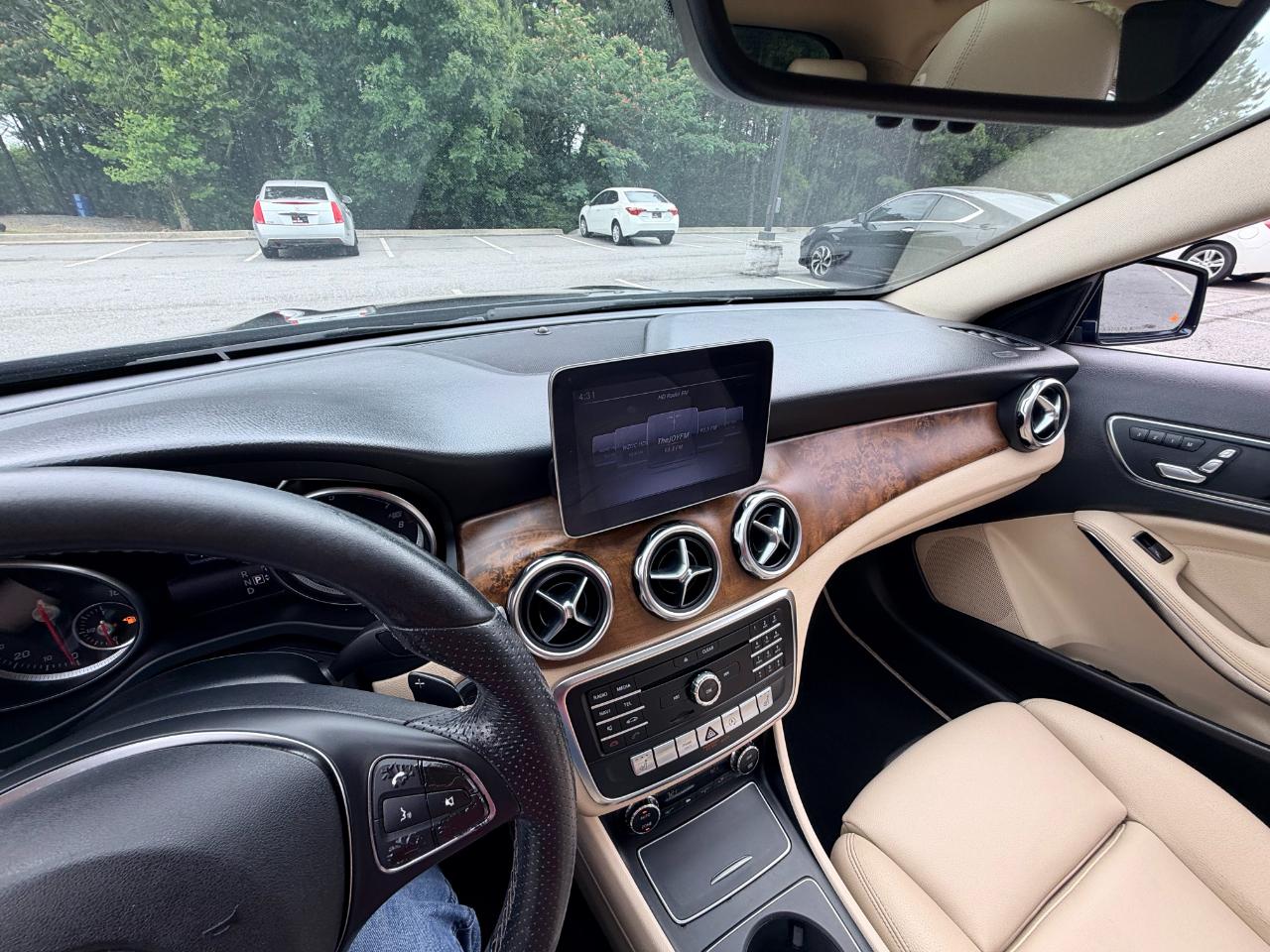 Mercedes-Benz GLA-Class GLA250 2019