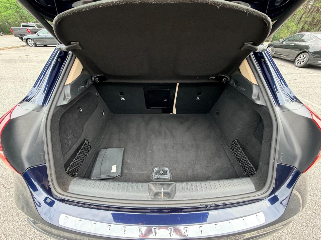 Mercedes-Benz GLA-Class GLA250 2019