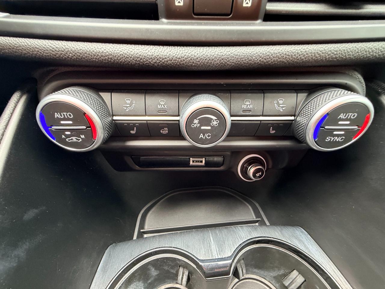 Alfa Romeo Giulia Sprint 2023