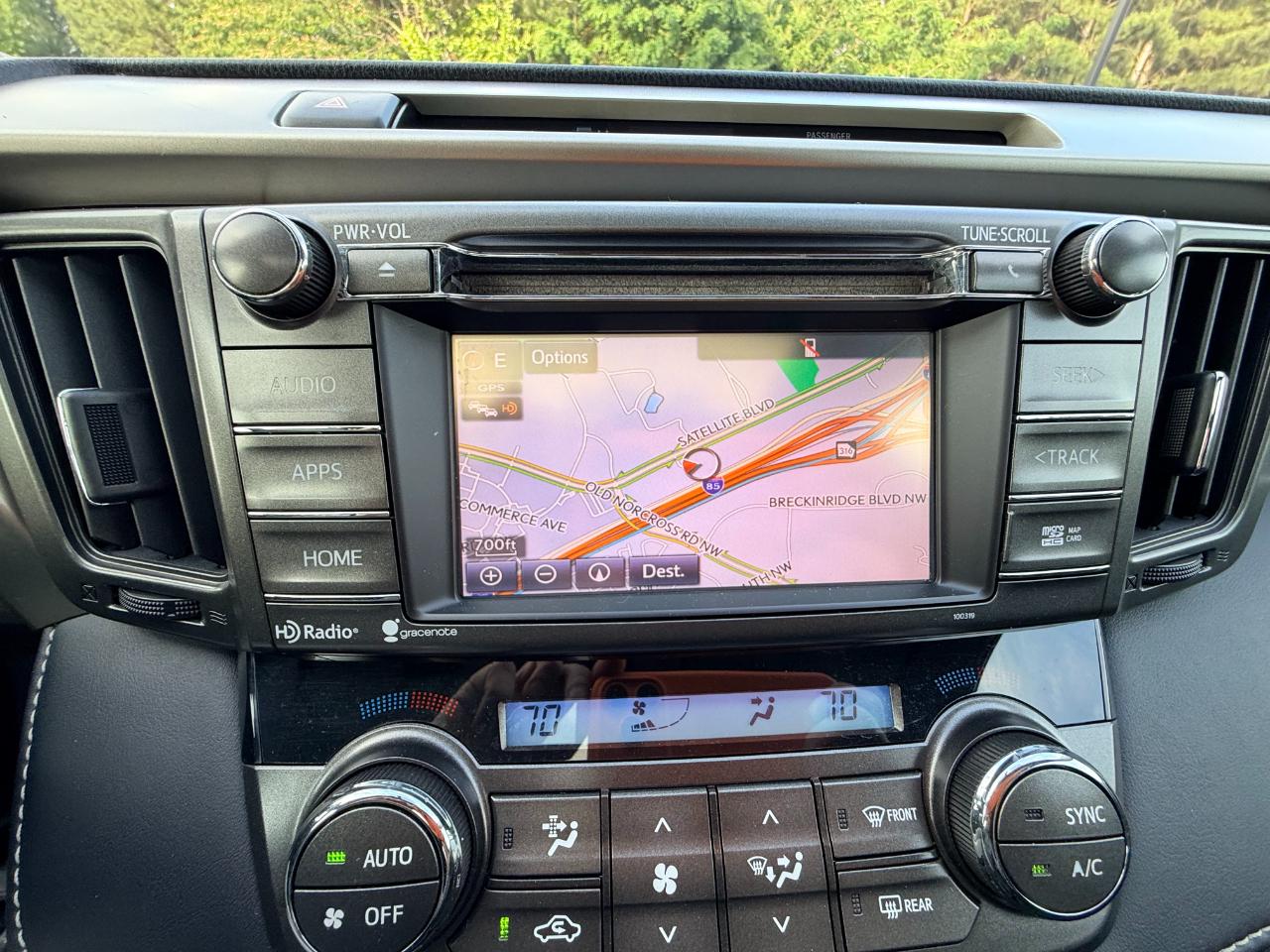 Toyota RAV4 XLE FWD 2014