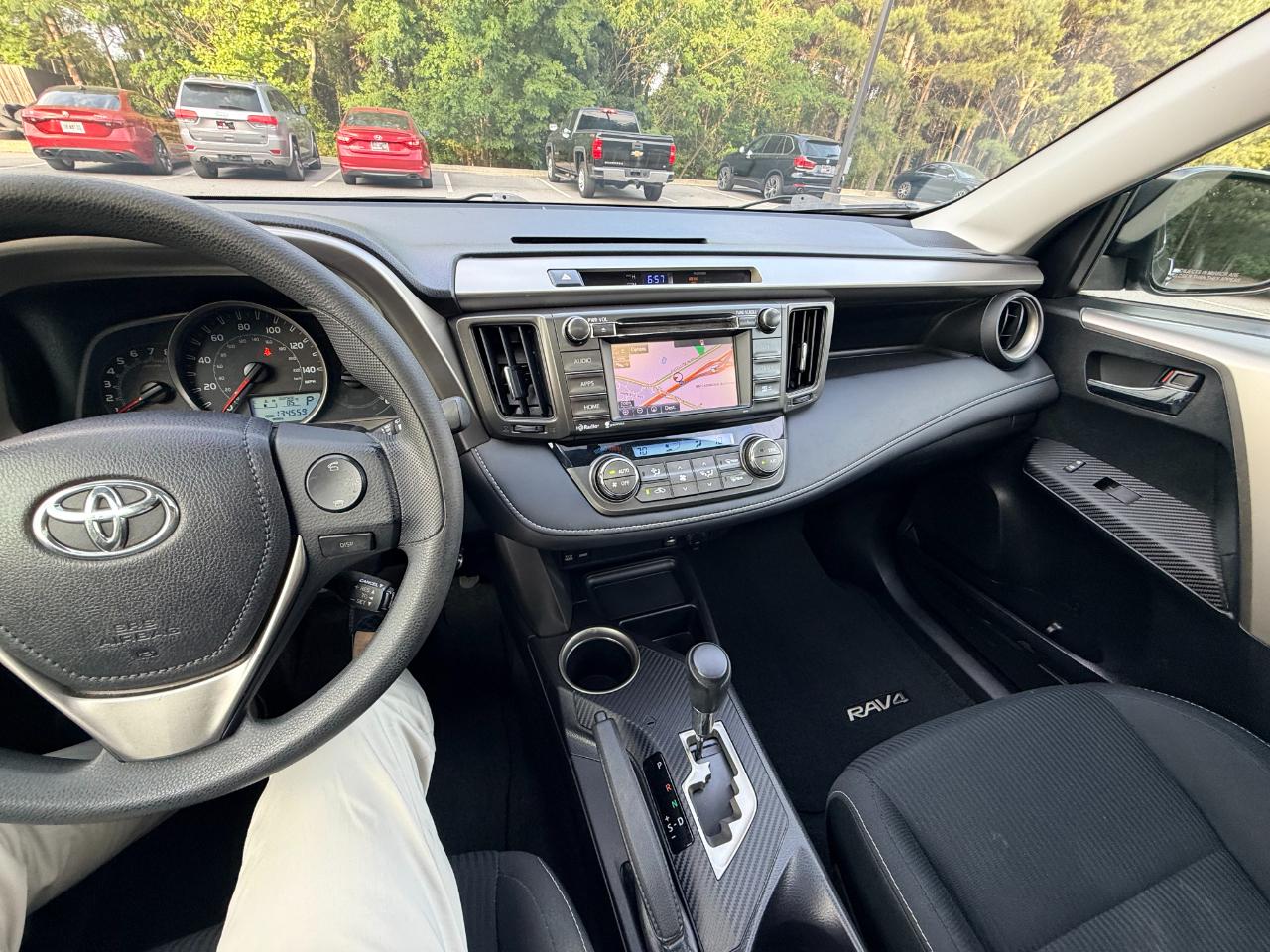 Toyota RAV4 XLE FWD 2014