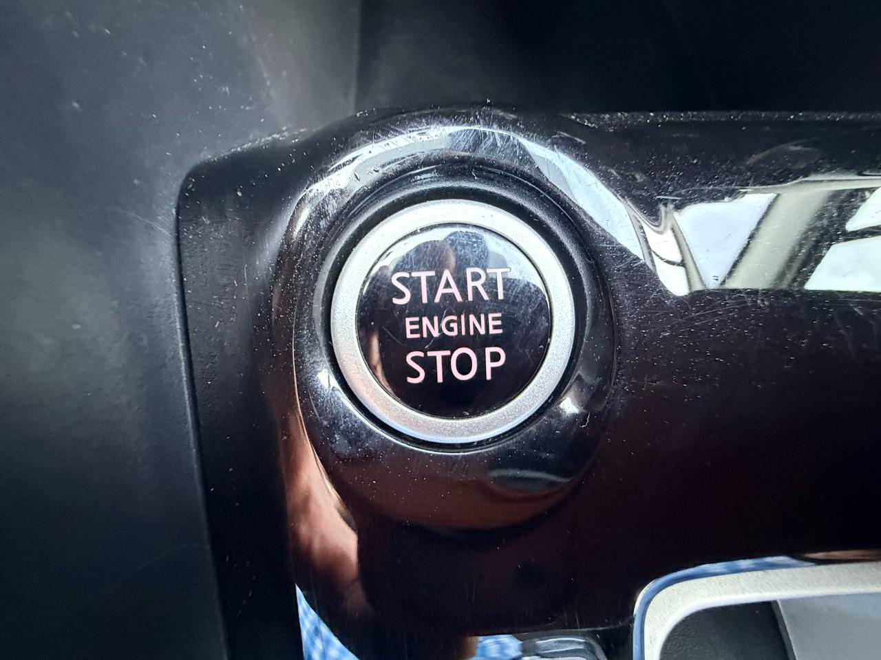 Nissan Versa SV 2020