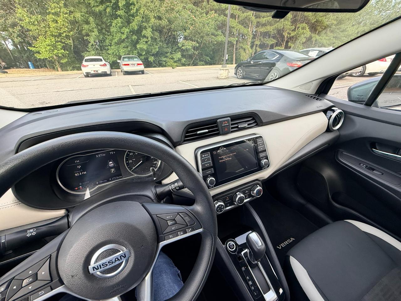 Nissan Versa SV 2020